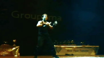 Gifnunchlight olympiawpf tonynguyen gif